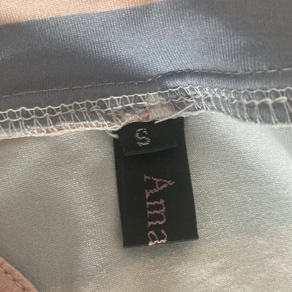 Tank - Picture 3 of 4